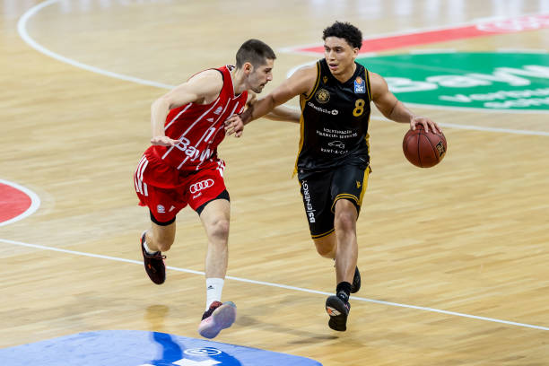 亦是一大亮 亦是一大亮