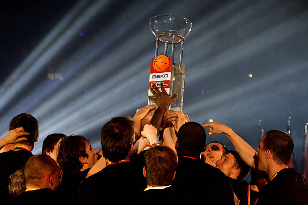 行的一致性 行的一致性